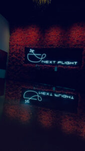 Next Flight Lounge الرحلة التالية لاونج