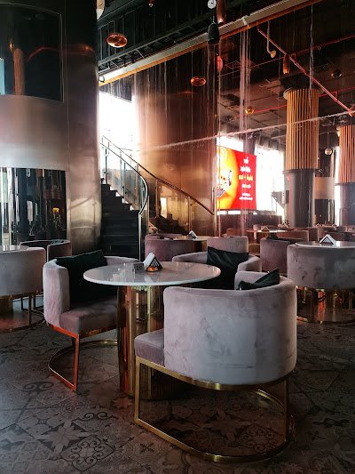 HOOKAH LOUNGE هوكا لاونج