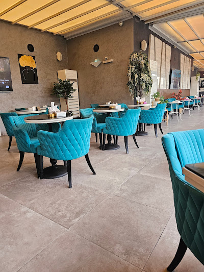 Gravity Lounge