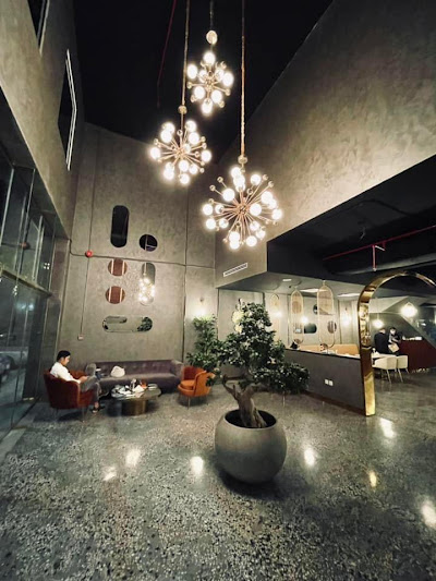 la melograno lounge لاميلاغرانا لاونج