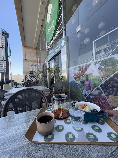 Four Squares Café مقهى الاربعه مربعات