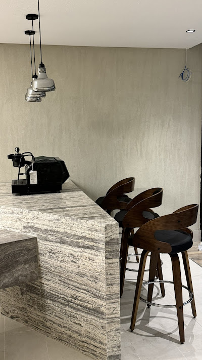Line Espresso Bar & Roastery محمصة و مقهى لاين
