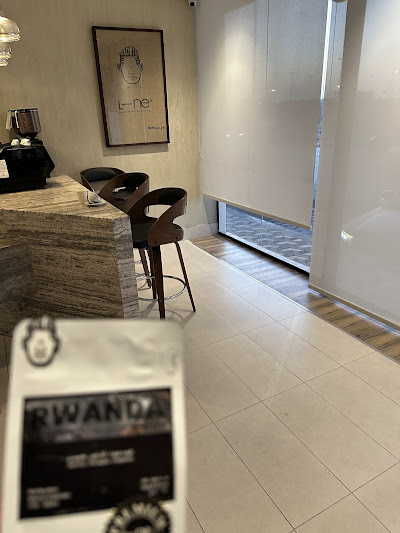 Line Espresso Bar & Roastery محمصة و مقهى لاين